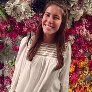 Meet your Posher, Stephanie